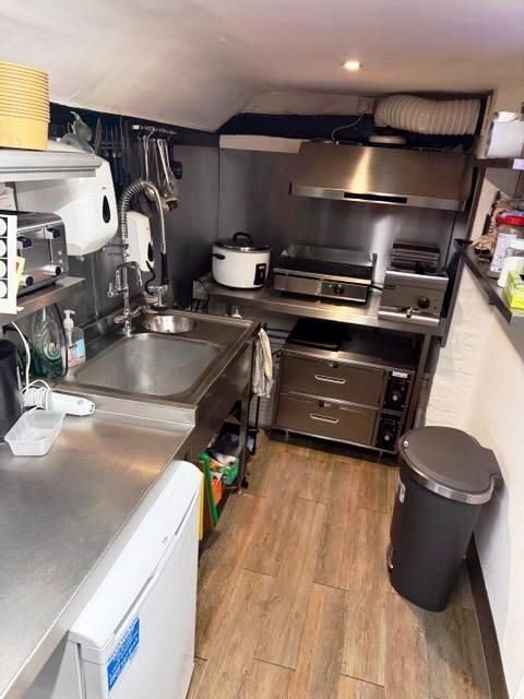 Tuen Key Ready, Immaculate Chicken Takeaway
 recently Closed Due To Lack Of Staff for Sale Photo 3