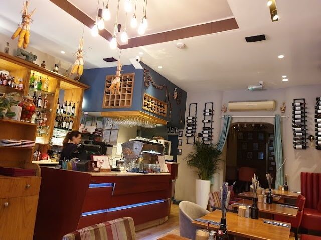 Licenced Café Bistro for Sale Photo 3