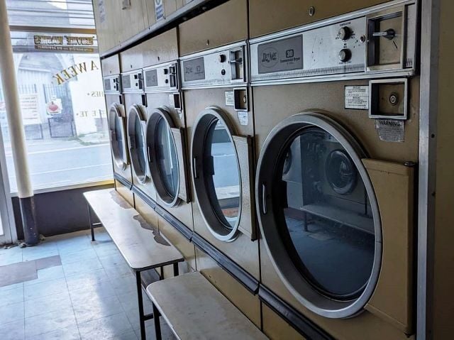 Co-operated Launderette for Sale