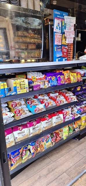 Convenience Store And Off Licence With Coffee Shop for Sale Photo 3