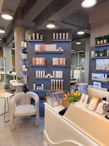 Immaculate Hair & Beauty Salon for Sale
