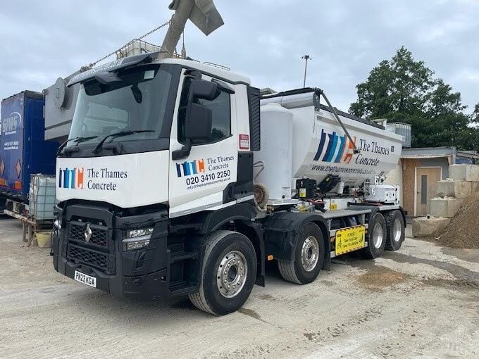 Concrete Supply & Logistics Haulage Business - Slough, Berks. Photo 3