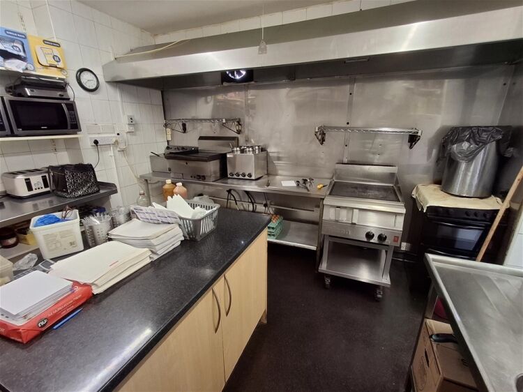 Cafe & Sandwich Bars For Sale in Leeds Photo 3