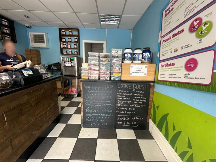 Dessert Parlour in Formby, Liverpool Photo 3