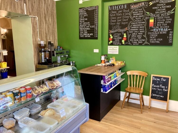 SANDWICH BAR/FOOD TO GO Photo 3