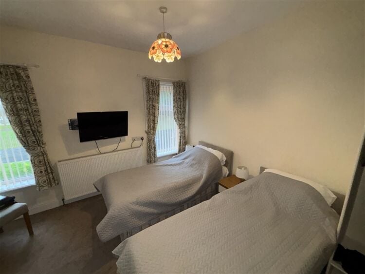 Guest Houses and B&Bs For Sale in Burnley Photo 3