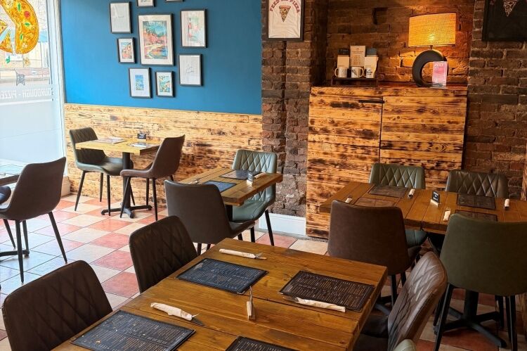 Established Pizza Restaurant - Brigg