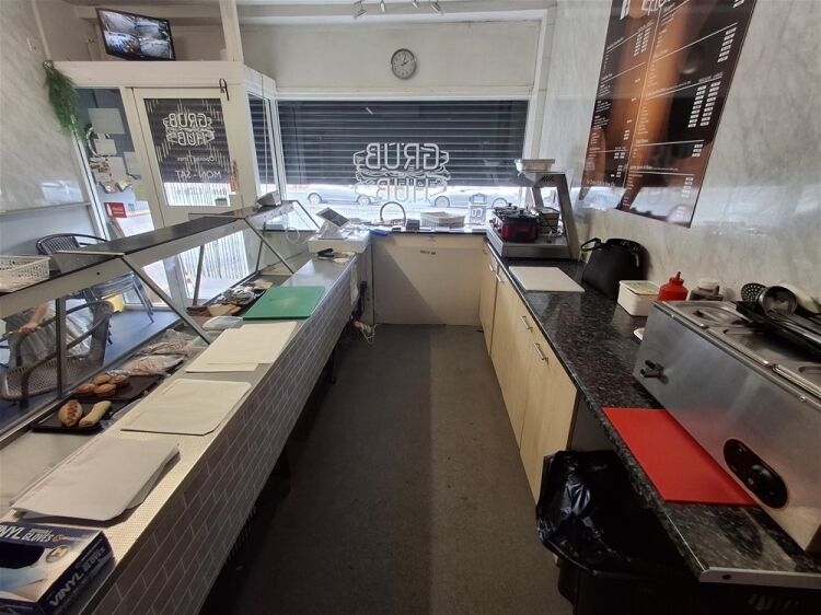 Cafe & Sandwich Bars For Sale in Normanton