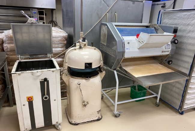Wholesale Bakery for Sale Photo 3