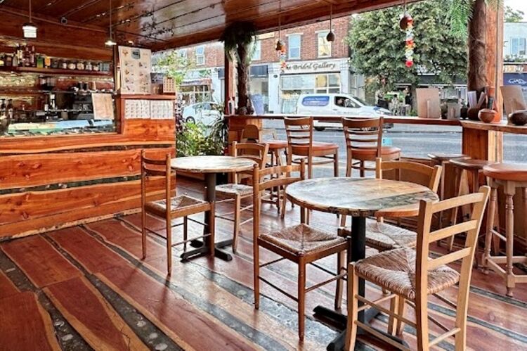Established Hawaiian Restaurant - Ealing