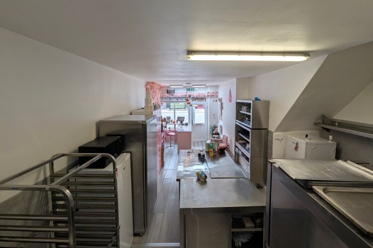 Established Cake Shop - Bootle Photo 3