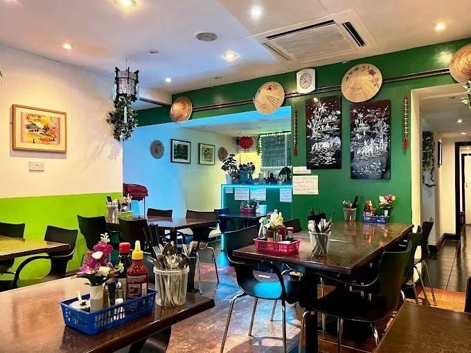 Licensed Restaurant & Takeaway for Sale
