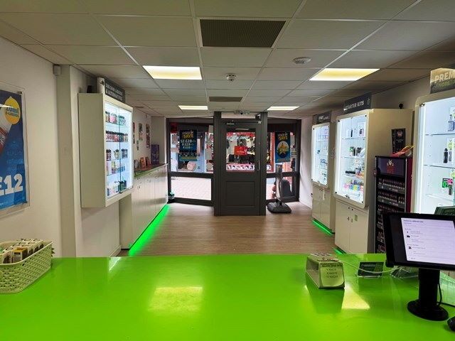 Vape Shop for Sale Photo 3
