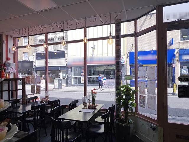 Coffee Shop & Commercial Premises  E Class With A Premises Licence For Off Licence not Utilised for Sale
