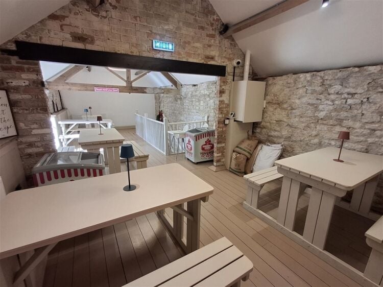 Cafe & Sandwich Bars For Sale in Malton Photo 3