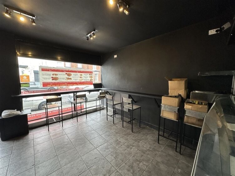 Hot Food Takeaway in Heaton Chapel, Stockport Photo 3