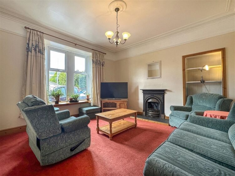 House of Multiple Occupancy and Self Contained Annex Photo 3