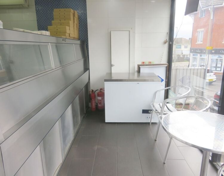 Modern semi-detached fish & chips business trading evenings only, closing 9.00 pm latest