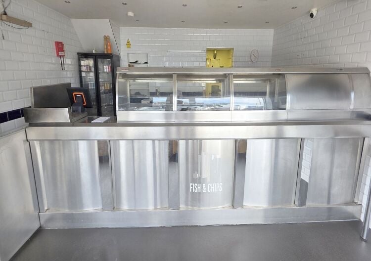 Recently closed well fitted/equipped fish & chip shop available with new lease in Poole
