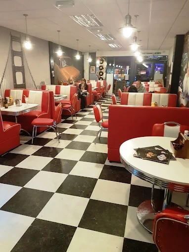 Licenced American Diner for Sale Photo 3