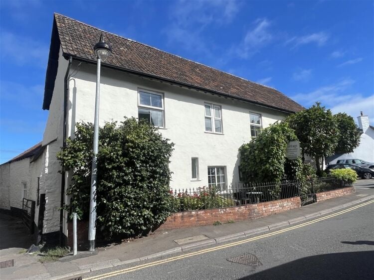 Charming Guest House in Porlock For Sale in Minehead Photo 3