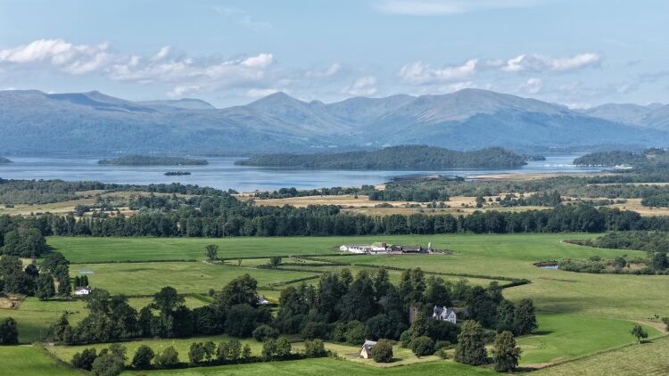 Established luxury lodge business in sought-after Loch Lomond Photo 3