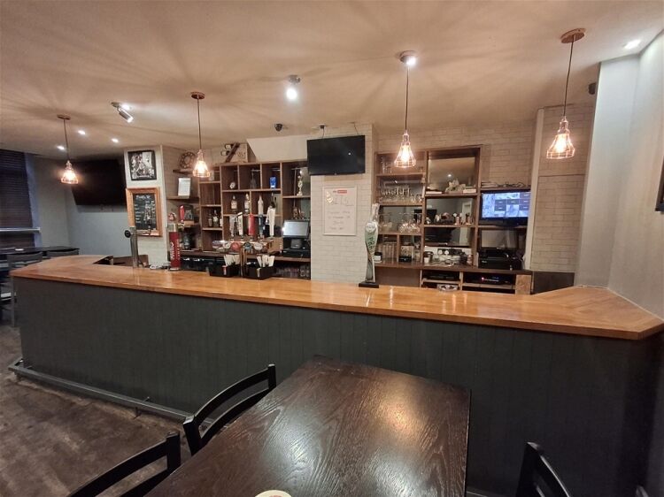 Licenced Trade, Pubs & Clubs For Sale in Sowerby Bridge Photo 3