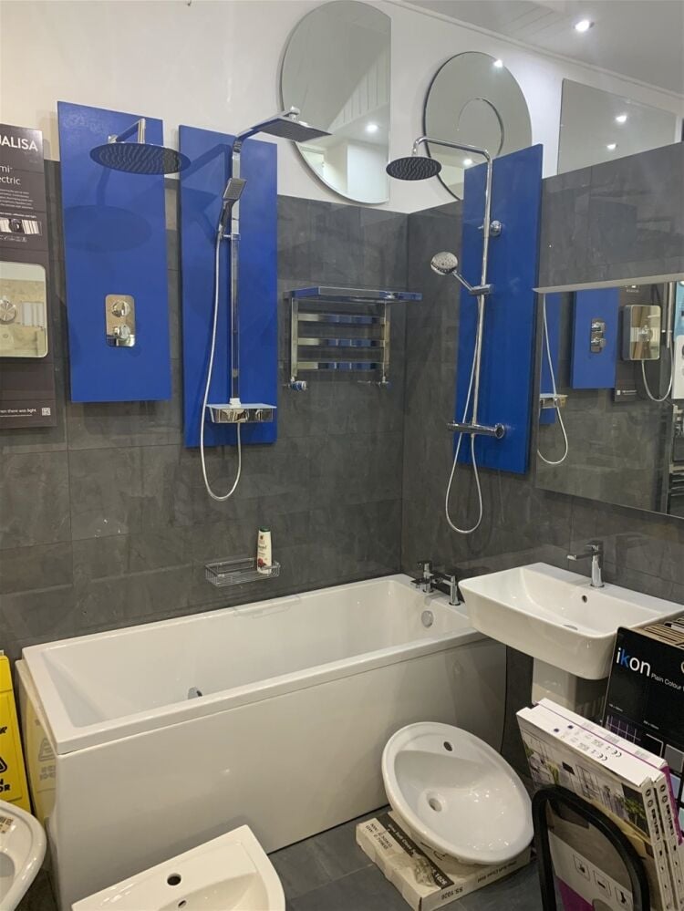 BESPOKE BATHROOM SALES & FITTING CENTRE IN EDINBURGH SUBURB