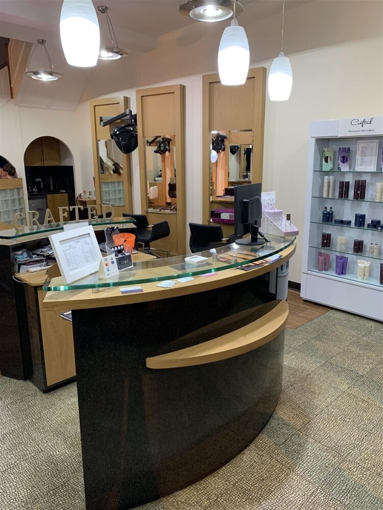 STYLISH HAIR & BEAUTY SALON IN CHESTERFIELD TOWN CENTRE