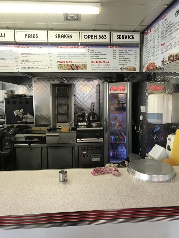 STYLISH DINER WITH TAKEAWAY & DELIVERIES  IN DUNDEE CITY CENTRE Photo 4