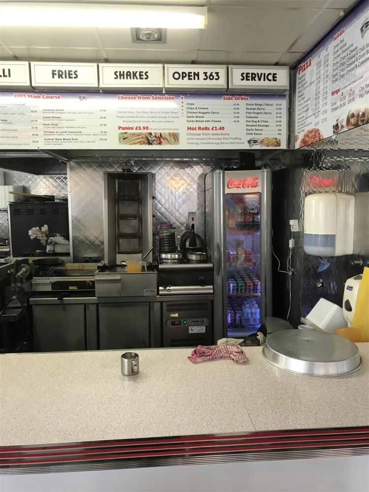 STYLISH DINER WITH TAKEAWAY & DELIVERIES  IN DUNDEE CITY CENTRE Photo 4