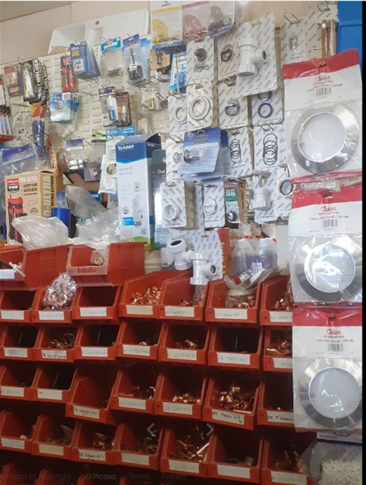 PLUMBING SUPPLIES TO THE TRADE & PUBLIC ON CANVEY ISLAND Photo 4