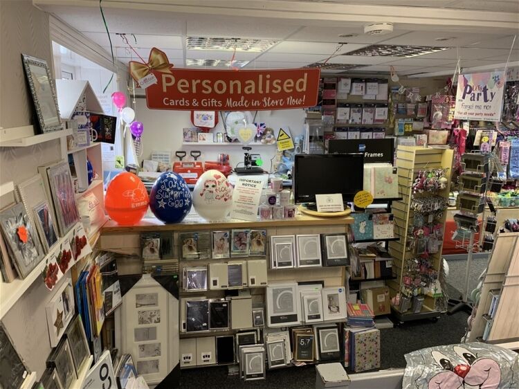 TOWN CENTRE RETAIL GIFTS/CARDS & BALLOONS WITH IN-HOUSE PHOTO PRINTING STUDIO NEAR LEEDS Photo 4