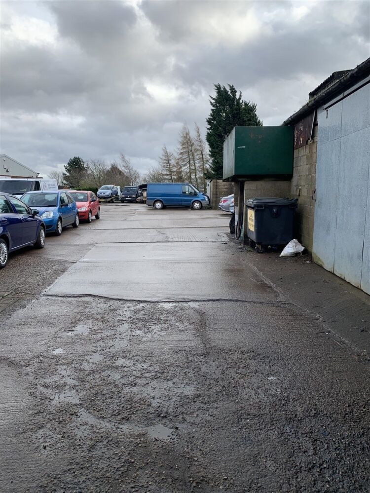 VILLAGE MOT TESTING & REPAIRS CENTRE NEAR MELTON MOWBRAY