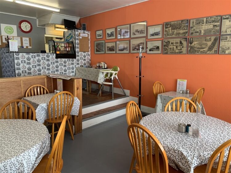 POPULAR CAFE WITH DELIVERIES NEAR BLACKPOOL SEAFRONT Photo 4