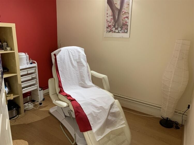 STYLISH HAIR & BEAUTY SALON IN PENMAENMAWR