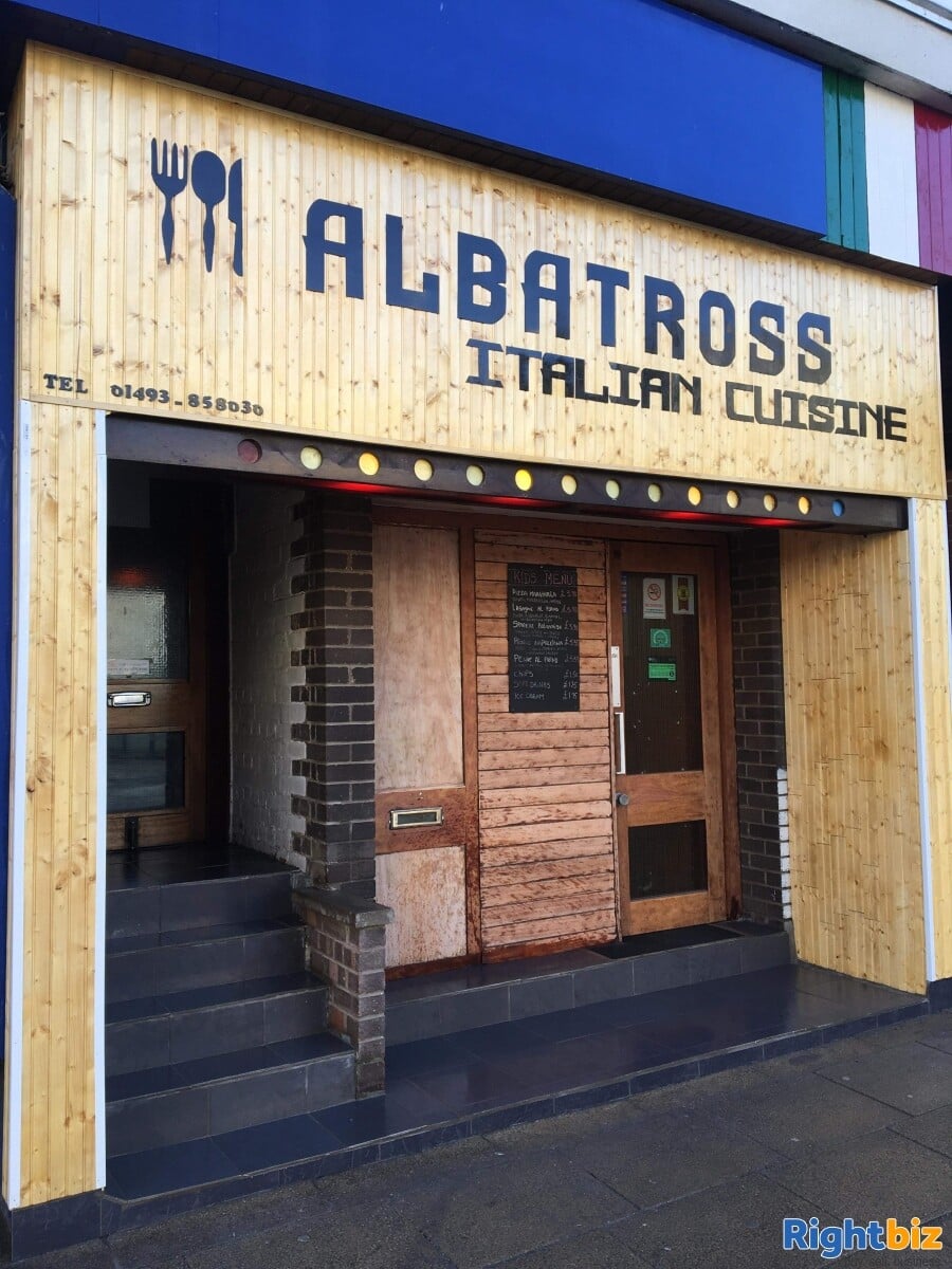 Leasehold Italian restaurant for sale in Great Yarmouth Photo 4