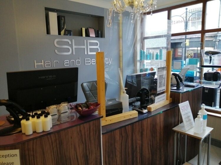 Award winning Hair & Beauty salon with a separate Barber Shop for sale Photo 4