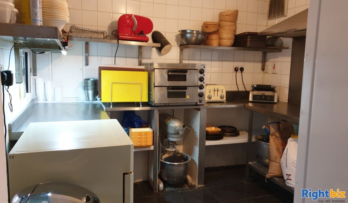 Coastal Village Store with Bar/Bistro & coffee shop Photo 4