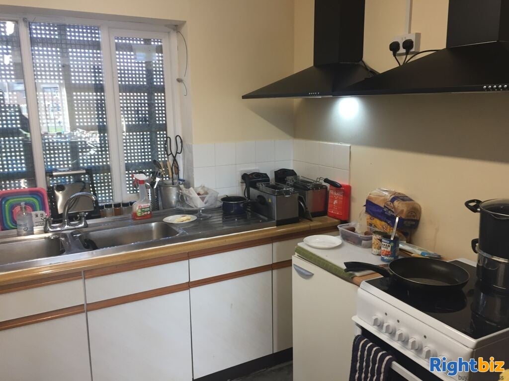 Freehold or leasehold Licensed Cafe/Restaurant Takeaway For Sale