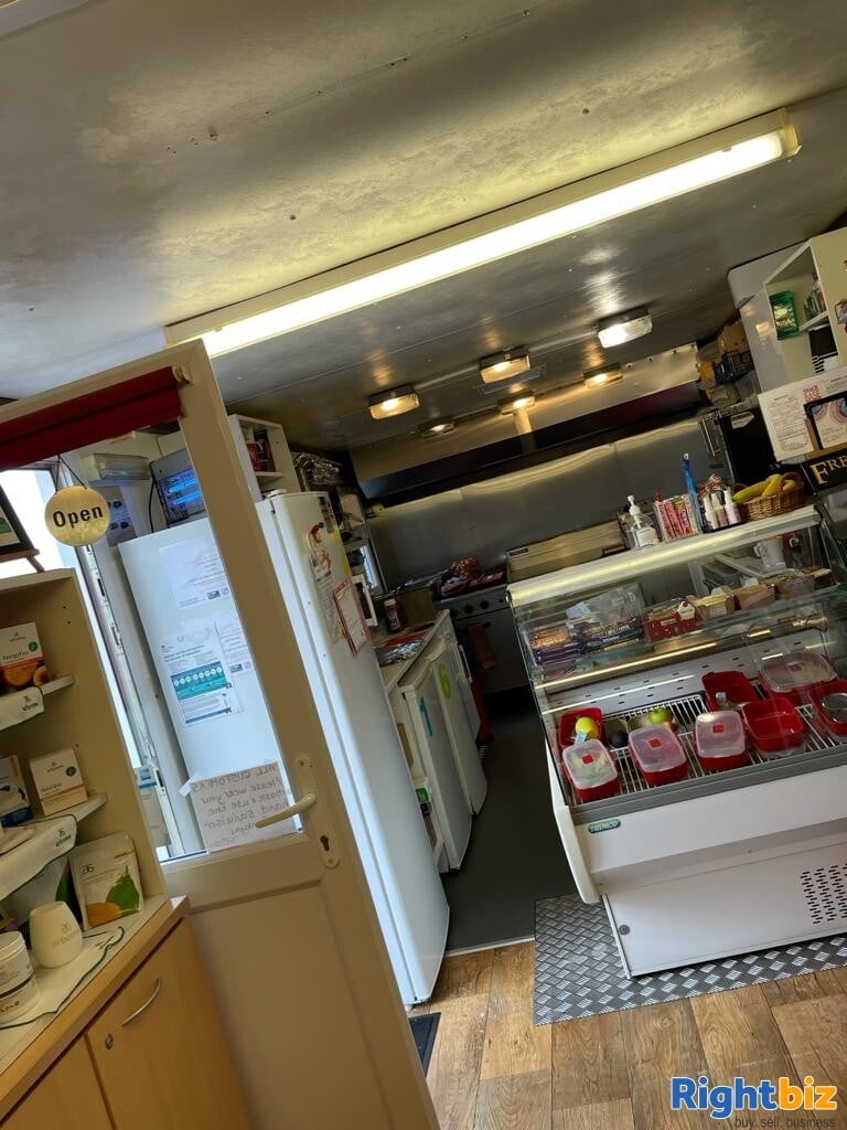 Freehold Cafe (cabin) for sale in Newbury, Berkshire