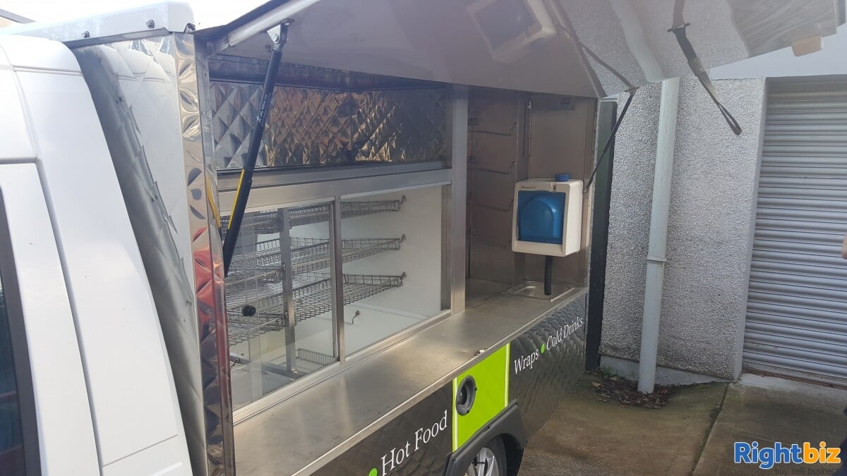 Mobile catering van business for sale Photo 4