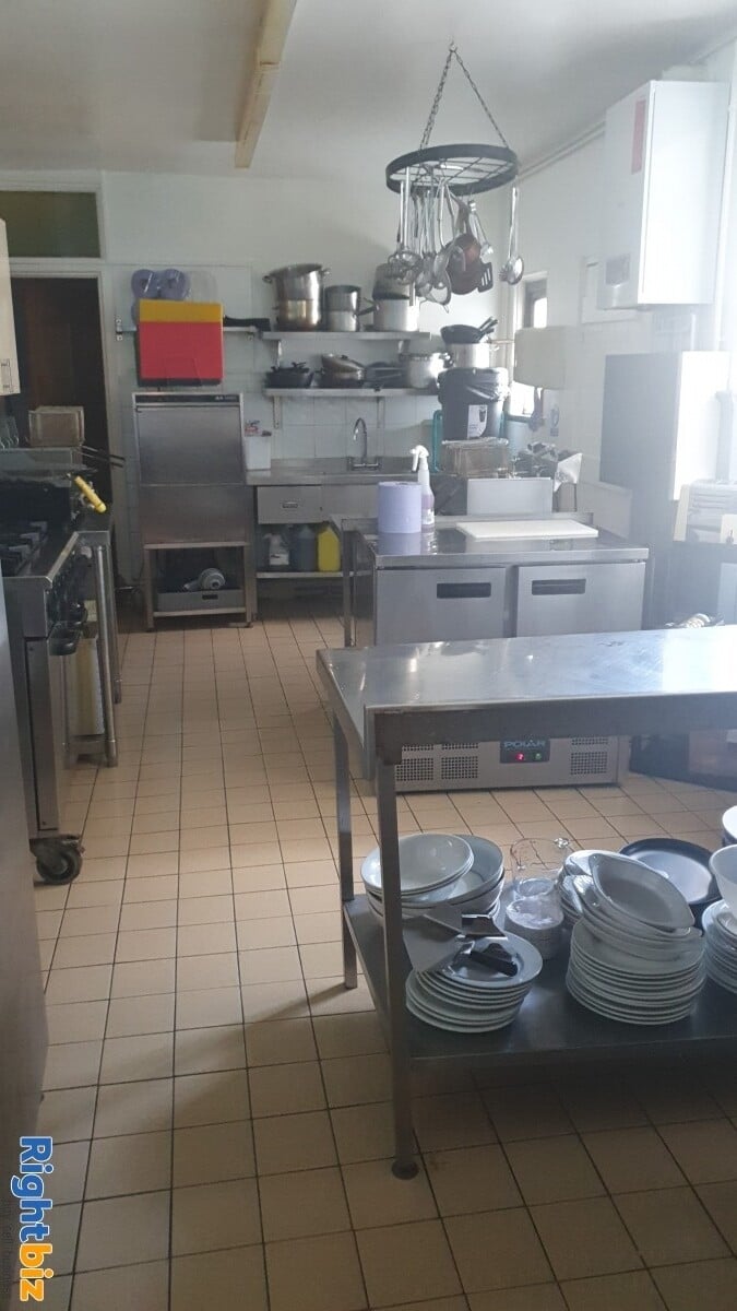 Leasehold Licensed Cafe/Bistro for sale in Newport South Wales Photo 4