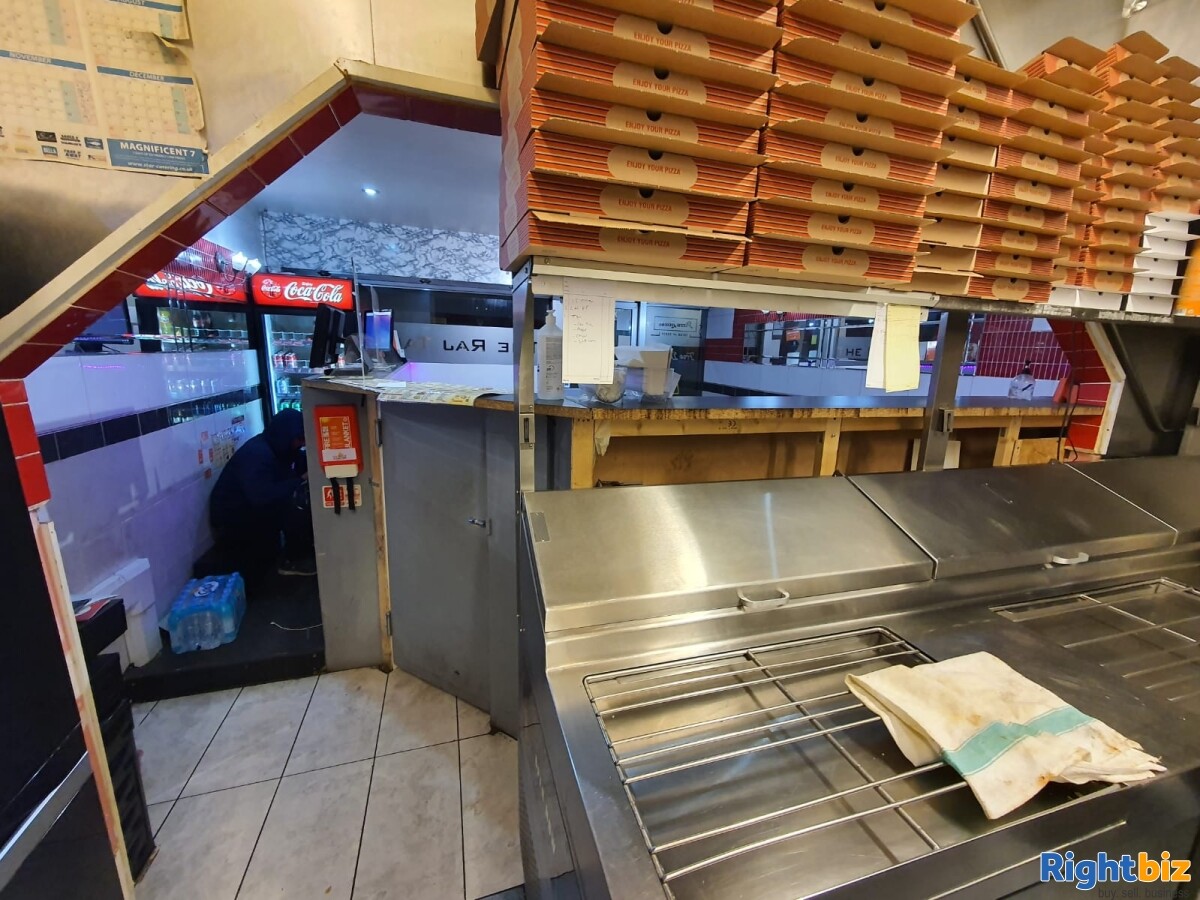 INDIAN  Takeaway with 3 bedroom Flat