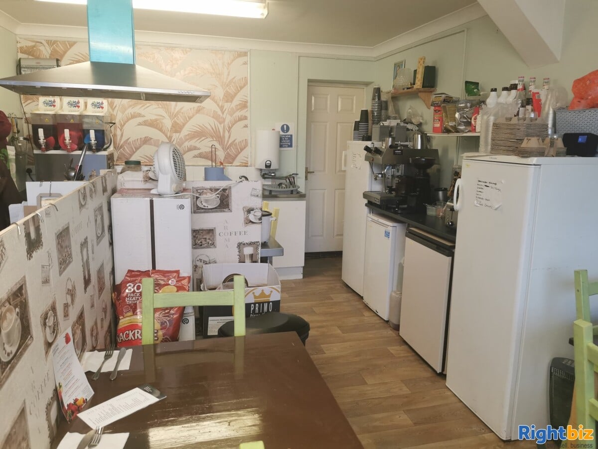 Cafe and Asian food takeaway Rustin Photo 4