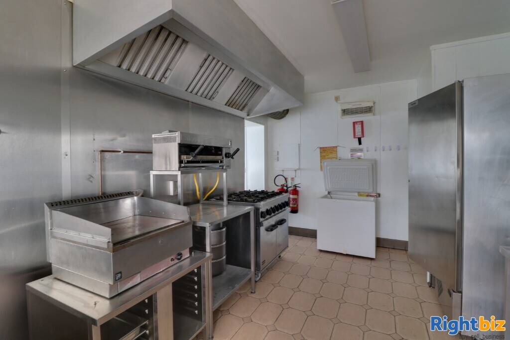 Takeaway and chip shop in Sandbach, Cheshire for rent. New Price