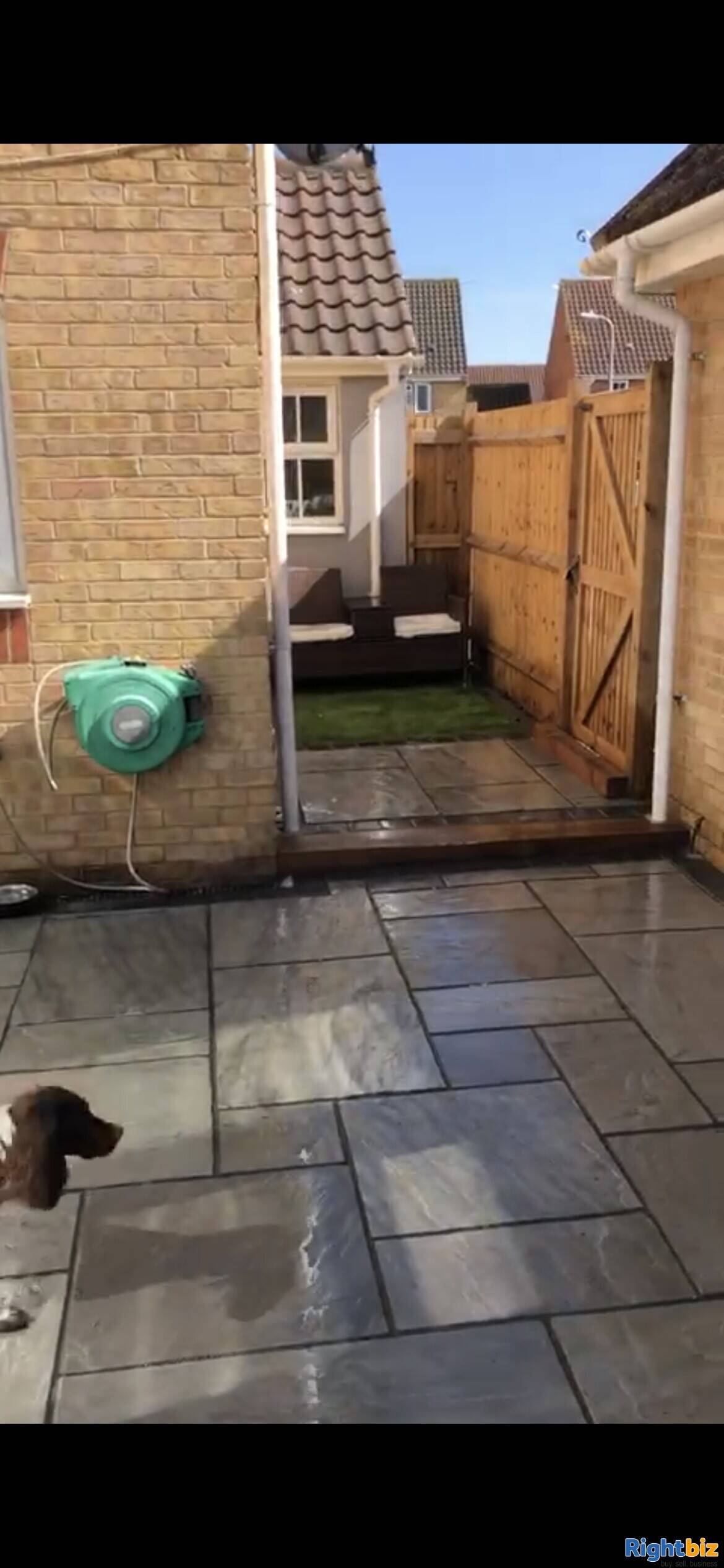 House with grooming parlour
