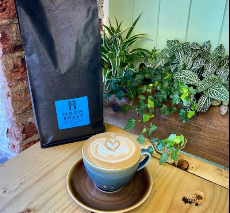 DAYTIME COFFEE LOUNGE & BISTRO in affluent suburb near WATERLOOVILLE