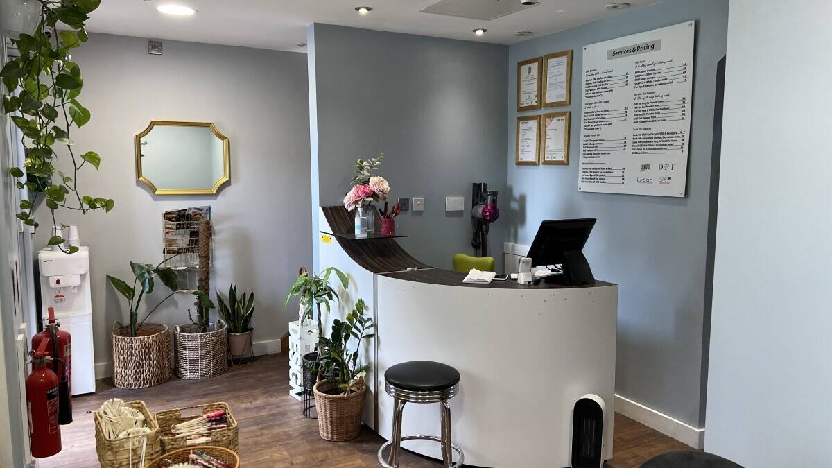 Nail and Beauty Salon in the Heart of Canary Wharf E14 for Sale Photo 4