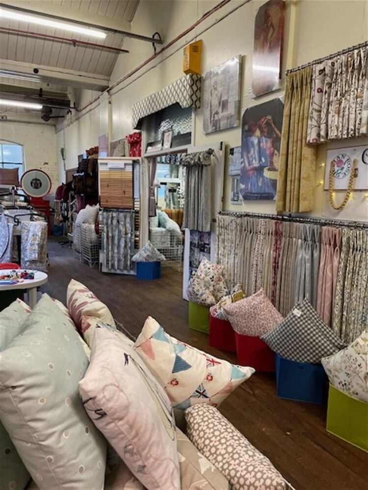 RETAILER OF CURTAINS, BLINDS, SOFT FURNISHINGS, AND WALLCOVERINGS Photo 4
